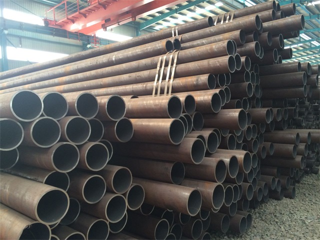 济宁化肥设备用高压无缝钢管