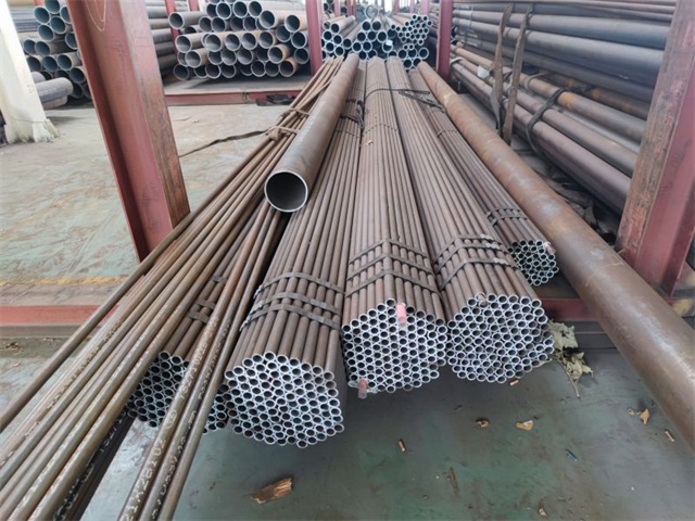 济宁15crmog无缝钢管